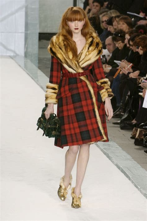 louis vuitton fall 2003|LOUIS VUITTON Fall 2003 2004 Paris .